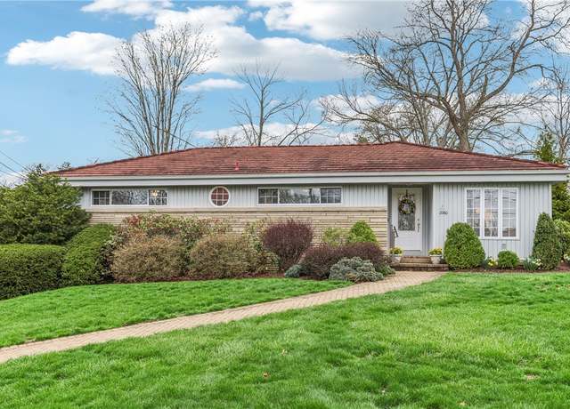 Property at 2260 Cremona Dr, Upper St. Clair, PA 15241, 3 beds, 2.5 baths
