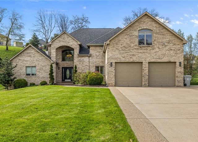Property at 127 Bridle Trl, Peters Twp, PA 15367, 4 beds, 4.5 baths