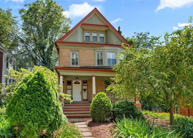 Property at 142 Lloyd Ave, Edgewood, PA 15218, 4 beds, 2.5 baths