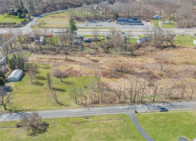 Property at 3871 Darlington Rd, Darlngtn Twp, PA 16115
