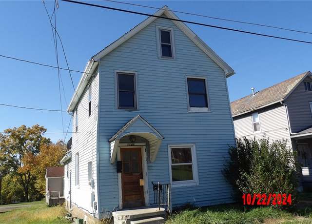 Property at 1146-1146 1/2 Wallis Ave, Farrell, PA 16121, 3 beds, 2 baths