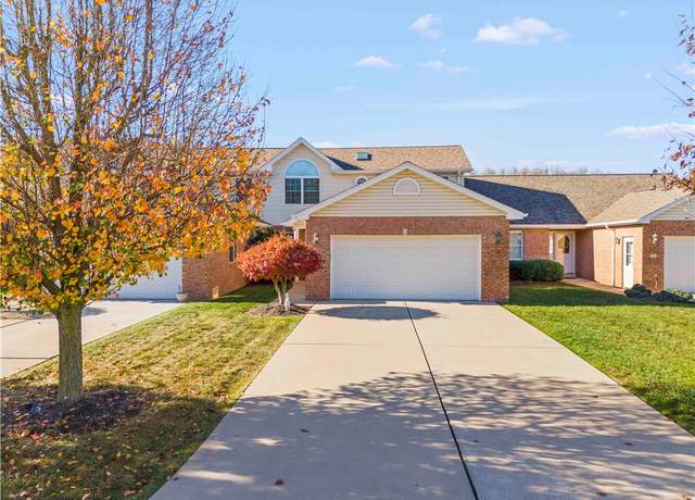 Property at 310 Windsor Cir, Chartiers, PA 15301, 4 beds, 3 baths