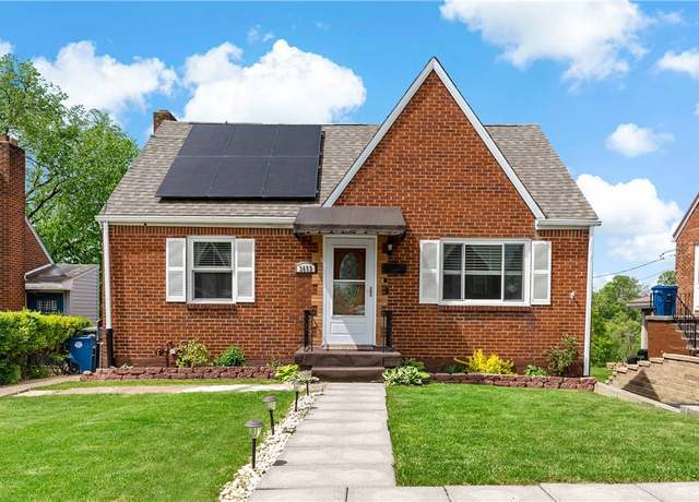Property at 3652 Oakleaf Rd, Baldwin Boro, PA 15227, 3 beds, 1.5 baths