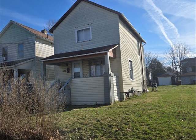 Property at 1125 Hamilton Ave, Farrell, PA 16121, 3 beds, 1.5 baths