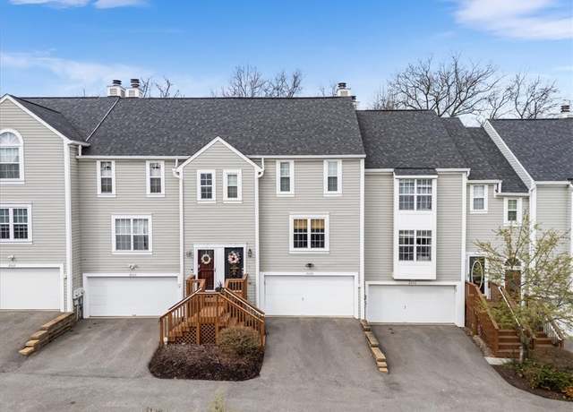 Property at 2658 Quail Ridge Ln, Franklin Park, PA 15090, 2 beds, 1.5 baths