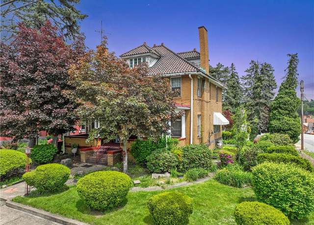Property at 900 8th Ave, Beaver Falls, PA 15010, 5 beds, 2.5 baths