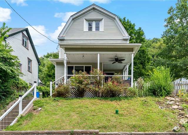 Property at 907 Nevin Ave, Sewickley, PA 15143, 4 beds, 3.5 baths