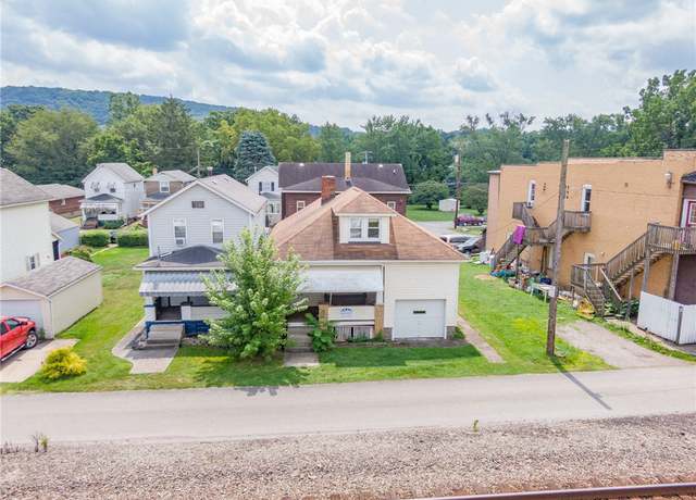 Photo of 313 Kennedy Ave, East Vandergrift, PA 15629