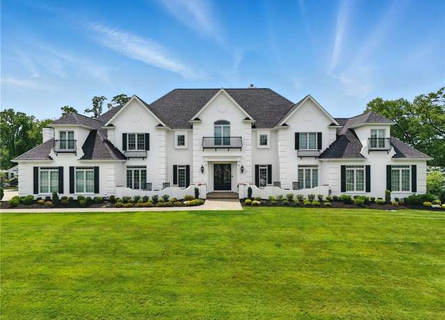 Property at 527 Salem Heights Dr, Pine Twp - Nal, PA 15044, 6 beds, 5.5 baths