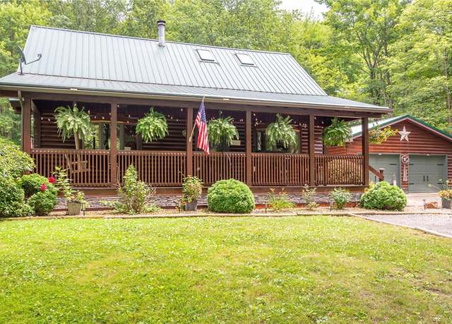 Property at 3096 Springwood Dr, South Pymatuning Twp, PA 16150, 3 beds, 3 baths