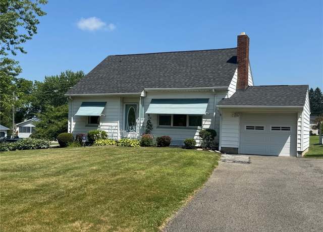 Property at 2901 Ellwood Rd, Shenango Twp - Law, PA 16101, 3 beds, 2.5 baths