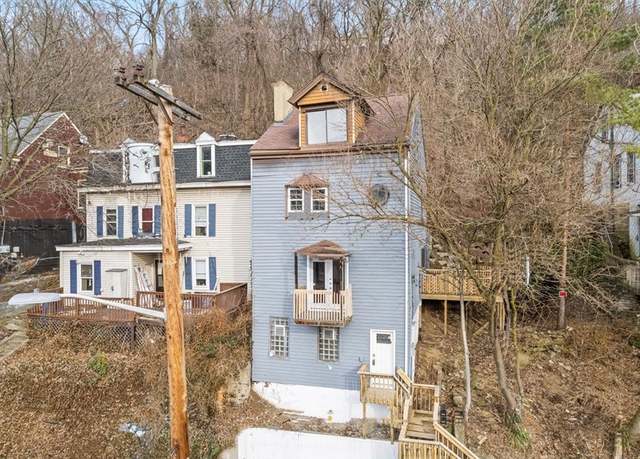 Property at 15 Solar St, Spring Hill, PA 15212, 4 beds, 1.5 baths