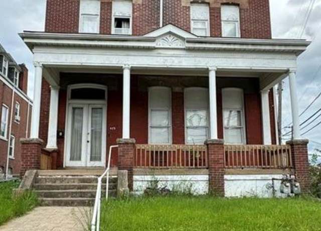 Property at 425 S Winebiddle St, Bloomfield, PA 15224, 3 beds, 3 baths