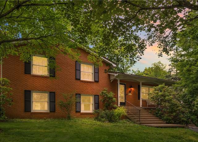 Property at 2344 Mount Vernon Ave, Murrysville, PA 15632, 4 beds, 2.5 baths