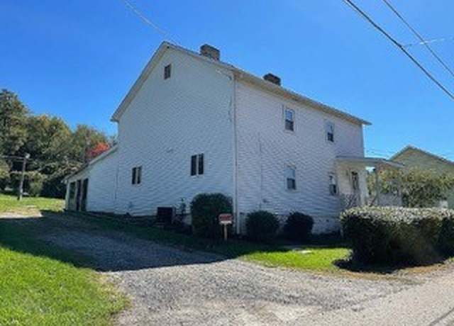 Property at 206 2nd St, South Union Twp, PA 15416, 4 beds, 2.5 baths