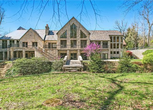 Property at 1700 Forker Blvd, Hermitage, PA 16148, 7 beds, 9 baths