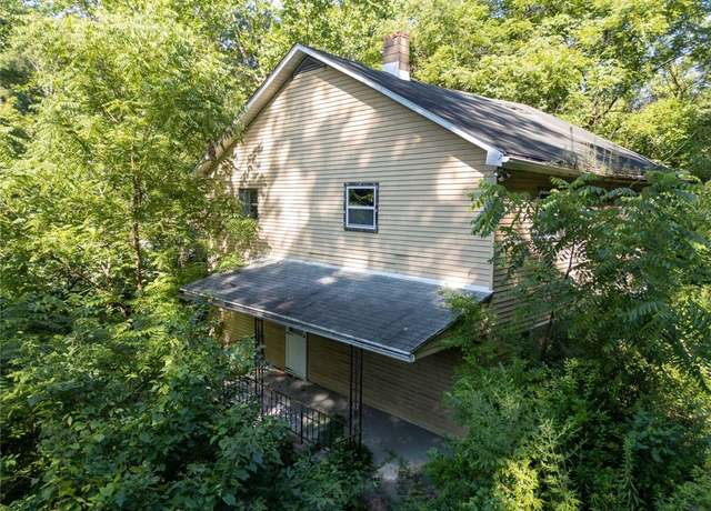 Property at 5088 Thomas Run Rd, South Fayette, PA 15142, 4 beds, 1.5 baths