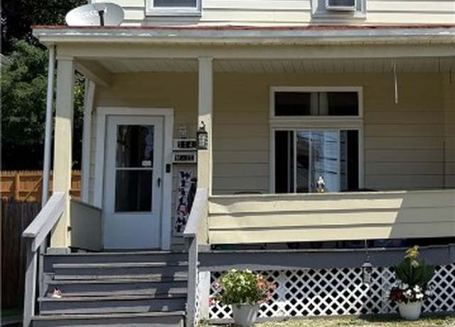 Property at 114 Greydon Ave, Mckees Rocks, PA 15136, 2 beds, 1 bath