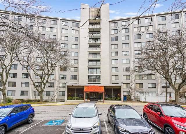 Property at 1150 Bower Hill Rd Unit 710A, Mt. Lebanon, PA 15243, 2 beds, 1.5 baths