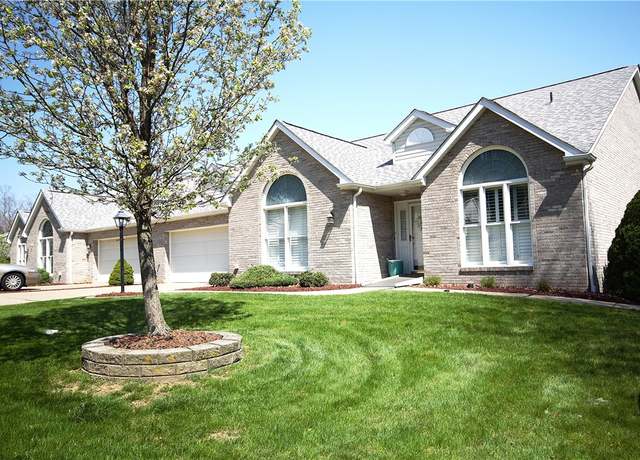 Property at 306 Country View Dr, Lower Burrell, PA 15068, 3 beds, 4 baths