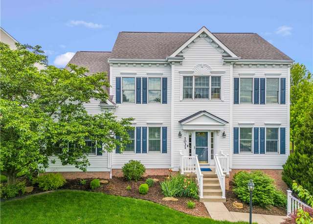 Property at 1031 Greenfield Dr, Cecil, PA 15317, 5 beds, 2.5 baths