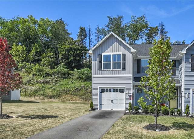 Property at 222 Smith Ln, Chippewa Twp, PA 15010, 3 beds, 2.5 baths