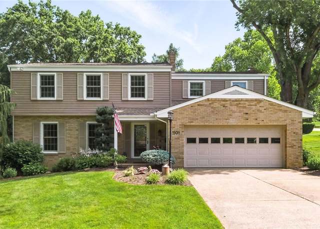 Property at 1191 Polaris Cir, Upper St. Clair, PA 15241, 4 beds, 2.5 baths