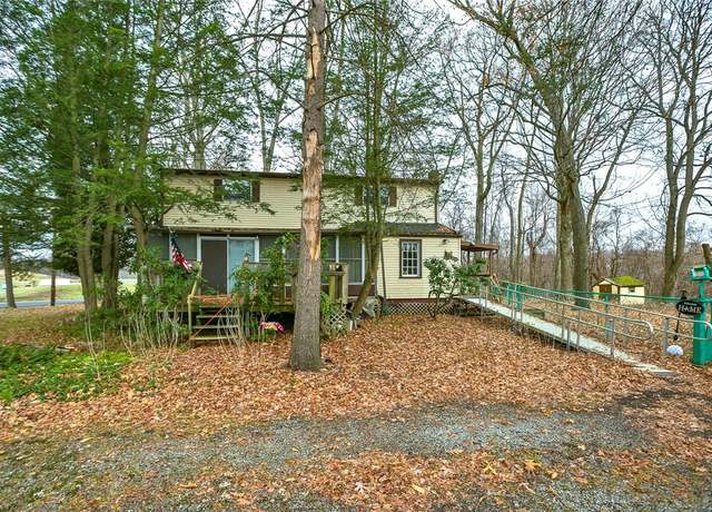 Property at 5459 Logan Ferry Rd, Murrysville, PA 15668, 4 beds, 1 bath