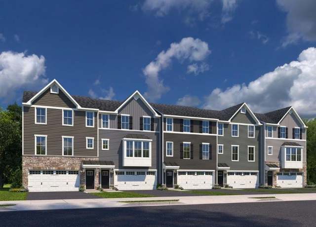 Property at 1100 Greenwood Dr, North Strabane, PA 15317, 3 beds, 2.5 baths