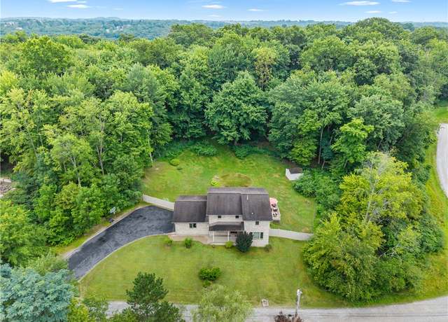 Property at 525 Main Blvd, Ross Twp, PA 15237, 3 beds, 3.5 baths
