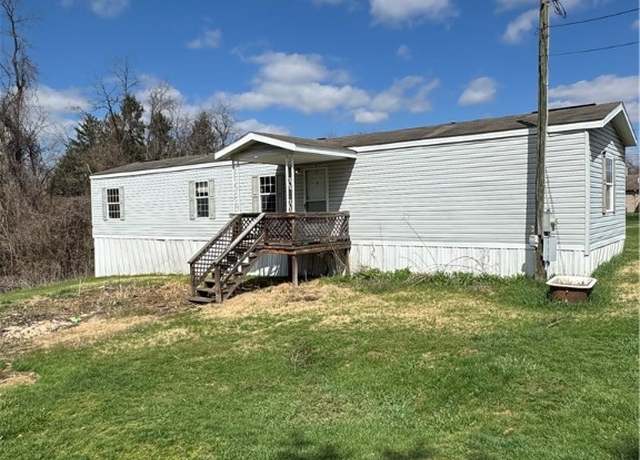 Property at 14 Picketts Ln, Dunbar Twp, PA 15425, 3 beds, 2 baths