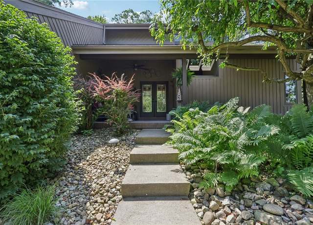 Property at 2044 Lake Marshall Dr, Mccandless, PA 15044, 4 beds, 3.5 baths