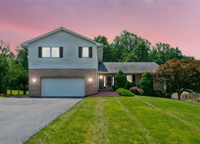 Property at 915 Jamell Dr, Unity  Twp, PA 15601, 4 beds, 2.5 baths