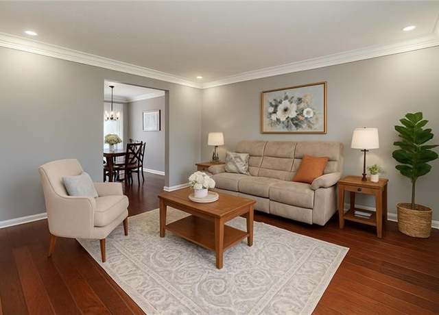 Property at 4929 Apple Ridge Dr, Hampton, PA 15101, 4 beds, 3.5 baths