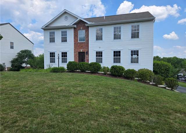 Property at 4929 Apple Ridge Dr, Hampton, PA 15101, 4 beds, 3.5 baths
