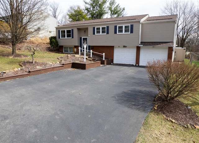 Property at 1324 Swede Hill Rd, Hempfield Twp - Wml, PA 15601, 3 beds, 2.5 baths
