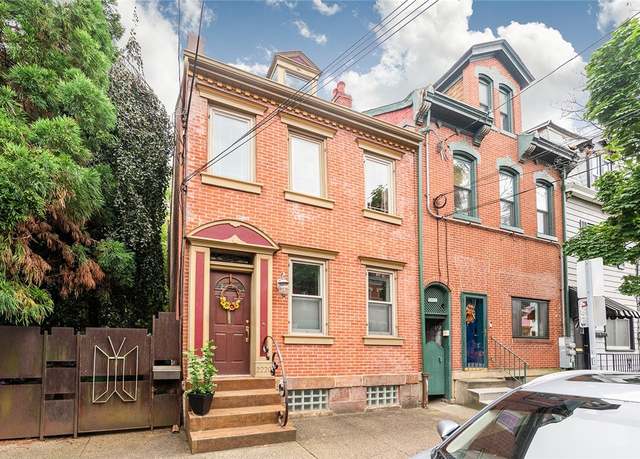 Property at 2220 Sarah St, South Side, PA 15203, 3 beds, 2.5 baths