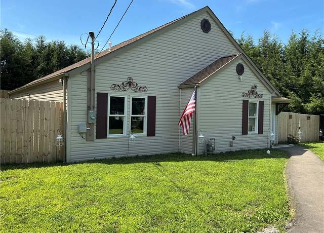 Property at 323 N Duffy Rd, Center Twp - But, PA 16001, 3 beds, 1 bath