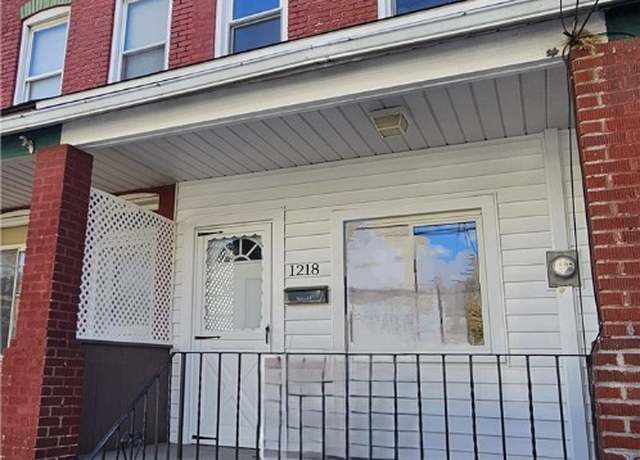 Property at 1218 4th Ave, Coraopolis, PA 15108, 2 beds, 2 baths
