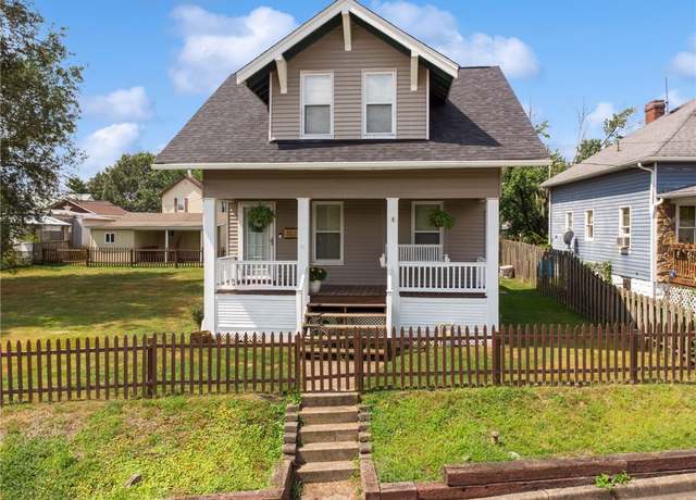 Property at 322 Lentz St, Jeannette, PA 15644, 2 beds, 2 baths
