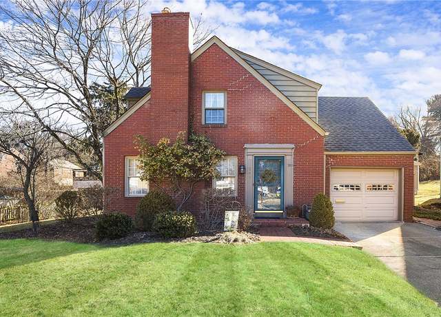 Property at 241 Datura Dr, Penn Hills, PA 15235, 3 beds, 1 bath