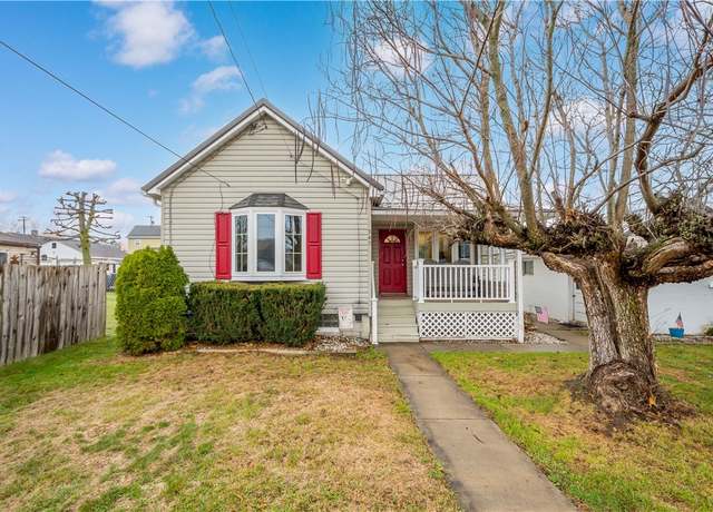 Property at 345 Hallam Ave, Chartiers, PA 15347, 3 beds, 2 baths