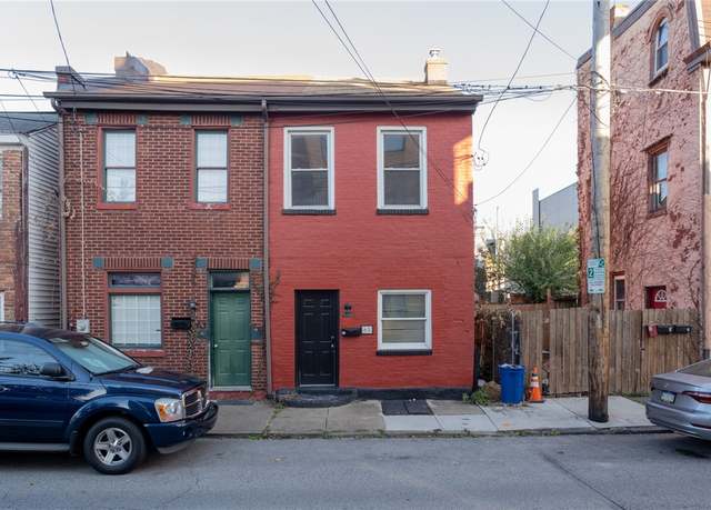 Property at 65 S 14th St, South Side, PA 15203, 3 beds, 2 baths