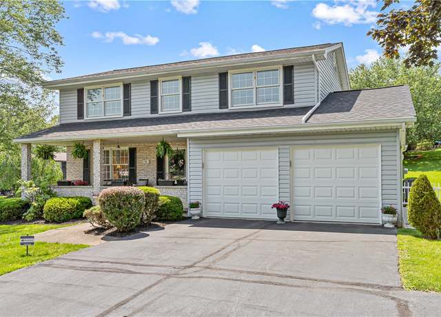 Property at 5 Robin Dr, South Strabane, PA 15301, 4 beds, 2.5 baths