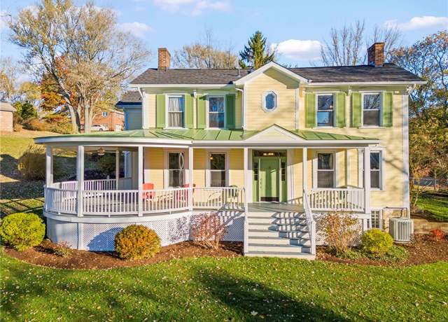 Property at 101 Fieldbrook Dr, Peters Twp, PA 15317, 4 beds, 3.5 baths