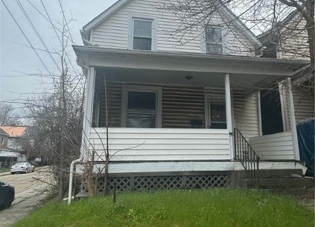 Property at 201 Locust St, New Kensington, PA 15068, 3 beds, 1 bath