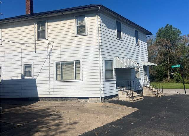 Property at 729 N Water, Hermitage, PA 16148, 5 beds, 2 baths