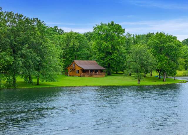 Property at 189 Conneaut Lake Rd, Sugar Grove Twp, PA 16125, 2 beds, 1 bath