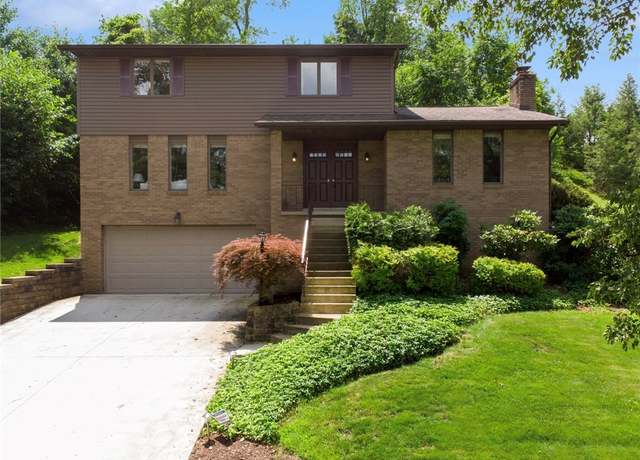 Property at 661 Vincent Dr, North Huntingdon, PA 15642, 4 beds, 2.5 baths