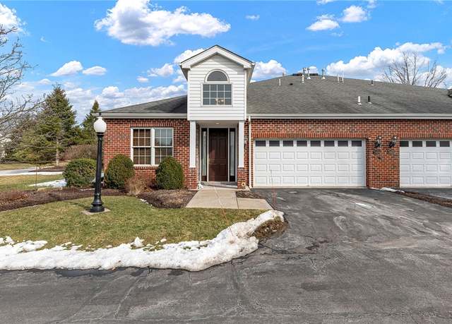 Property at 3404 Senate Ct, Adams Twp, PA 16059, 2 beds, 2.5 baths